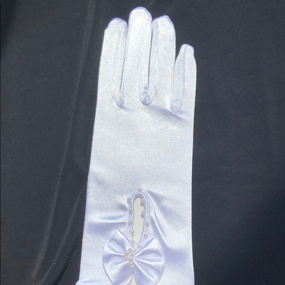 Gloves